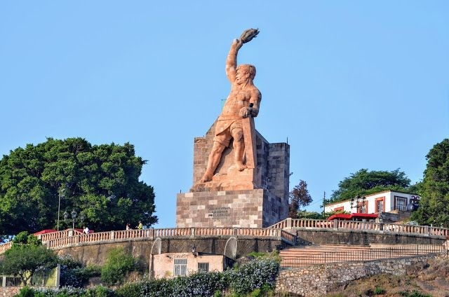 Callejones coloridos y artesanías de Guanajuato