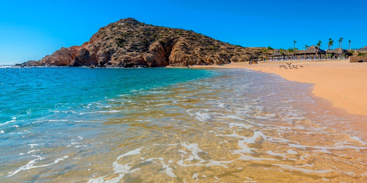 Amanecer en las playas de Los Cabos